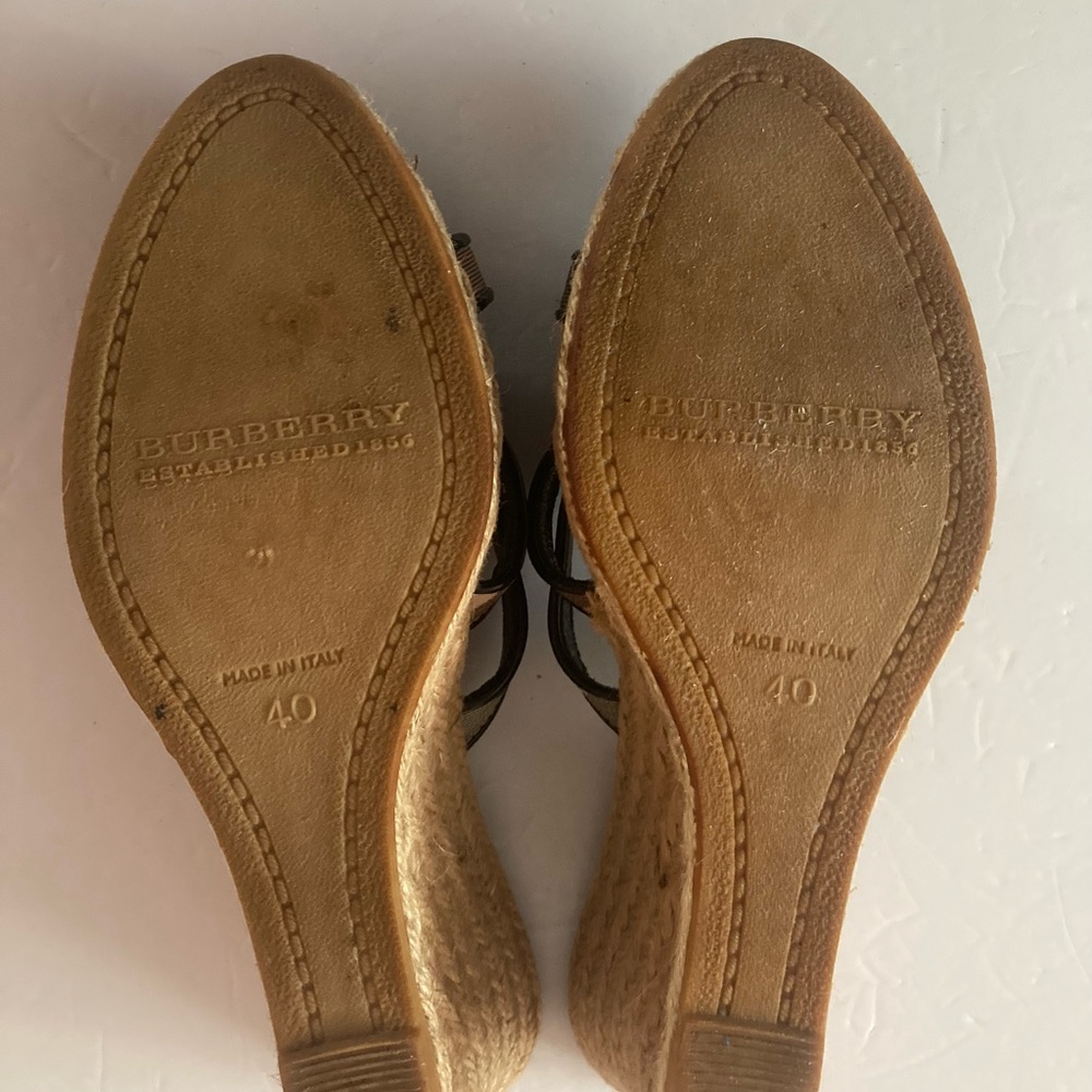 Burberry Womens SZ 9 US SZ 40 EU Nova Check Espadrille Wedge Sandals - Picture 11 of 14